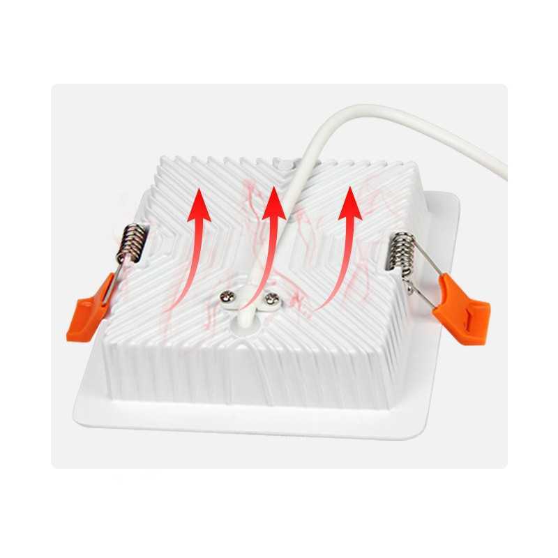 https://design-led.fr/ Plafonnier LED carré 9W RGB&CCT pilotable 120 x 120 mm 35,70&nbsp;€ 35,70&nbsp;€ FUT064