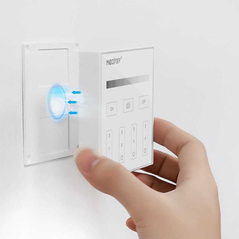 https://design-led.fr/ Contrôleur LED simple couleur 4 zones tactile sans fil 25,50&nbsp;€ 25,50&nbsp;€ FUTB1