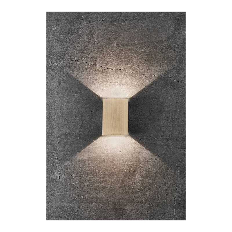 https://design-led.fr/ Fold 15 Applique murale Laiton 10.4W 3000K IP54 219,90&nbsp;€ 219,90&nbsp;€ 2019051035