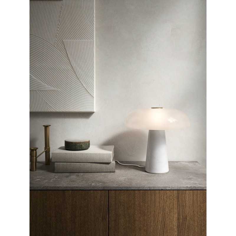 https://design-led.fr/ Glossy Lampe à poser Opale E27 339,00&nbsp;€ 339,00&nbsp;€ 2020505001