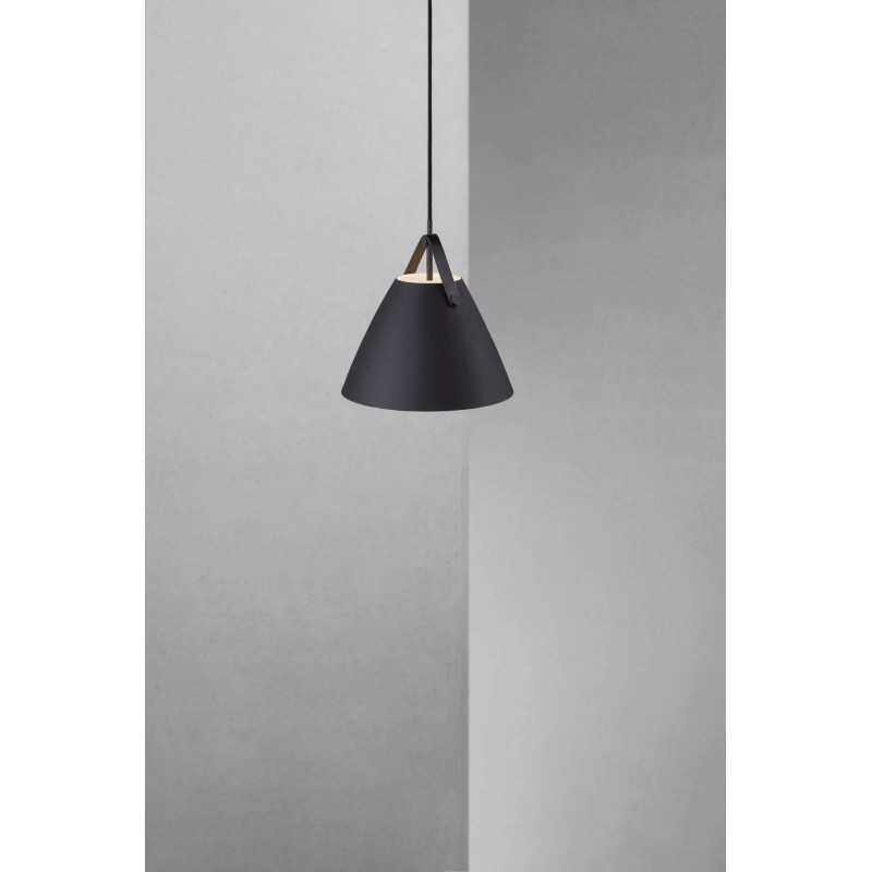 https://design-led.fr/ Strap 27 Suspension Noir E27 179,00&nbsp;€ 179,00&nbsp;€ 84333003