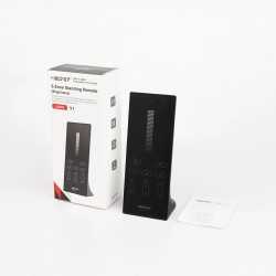 https://design-led.fr/ Télécommande verticale de luminosité (2.4GHz) - FUTY1-W 20,80&nbsp;€ 20,80&nbsp;€ FUTY1-W