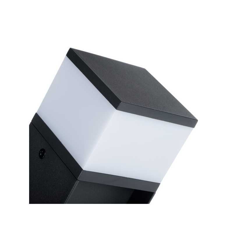 https://design-led.fr/ Luminaire extérieur avec source de lumière G9 remplaçable DASTEN et prises électrique 82,30&nbsp;€ 82,30&nbsp;...